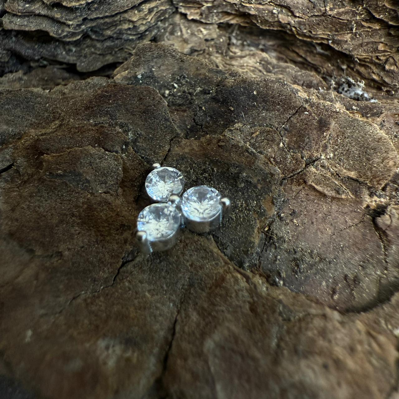 White Gold Celestial Clover Dermal Top