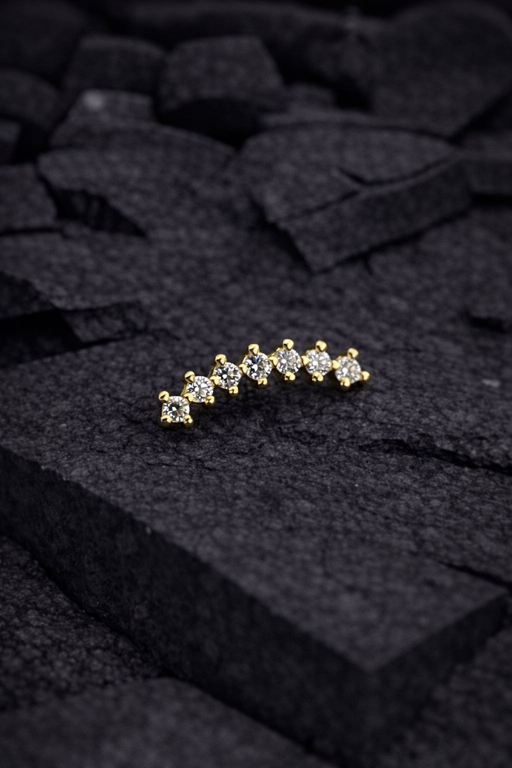 Gold Simple Curve