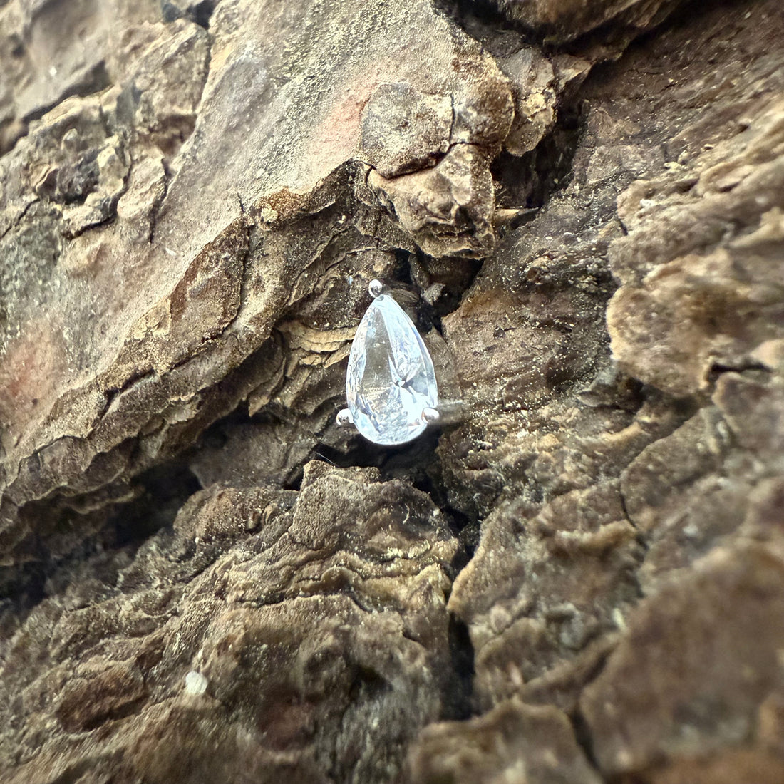 White Gold Teardrop Dermal Top