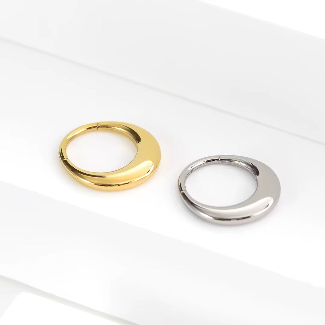 Titanium Clicker hoop/Daith/septum