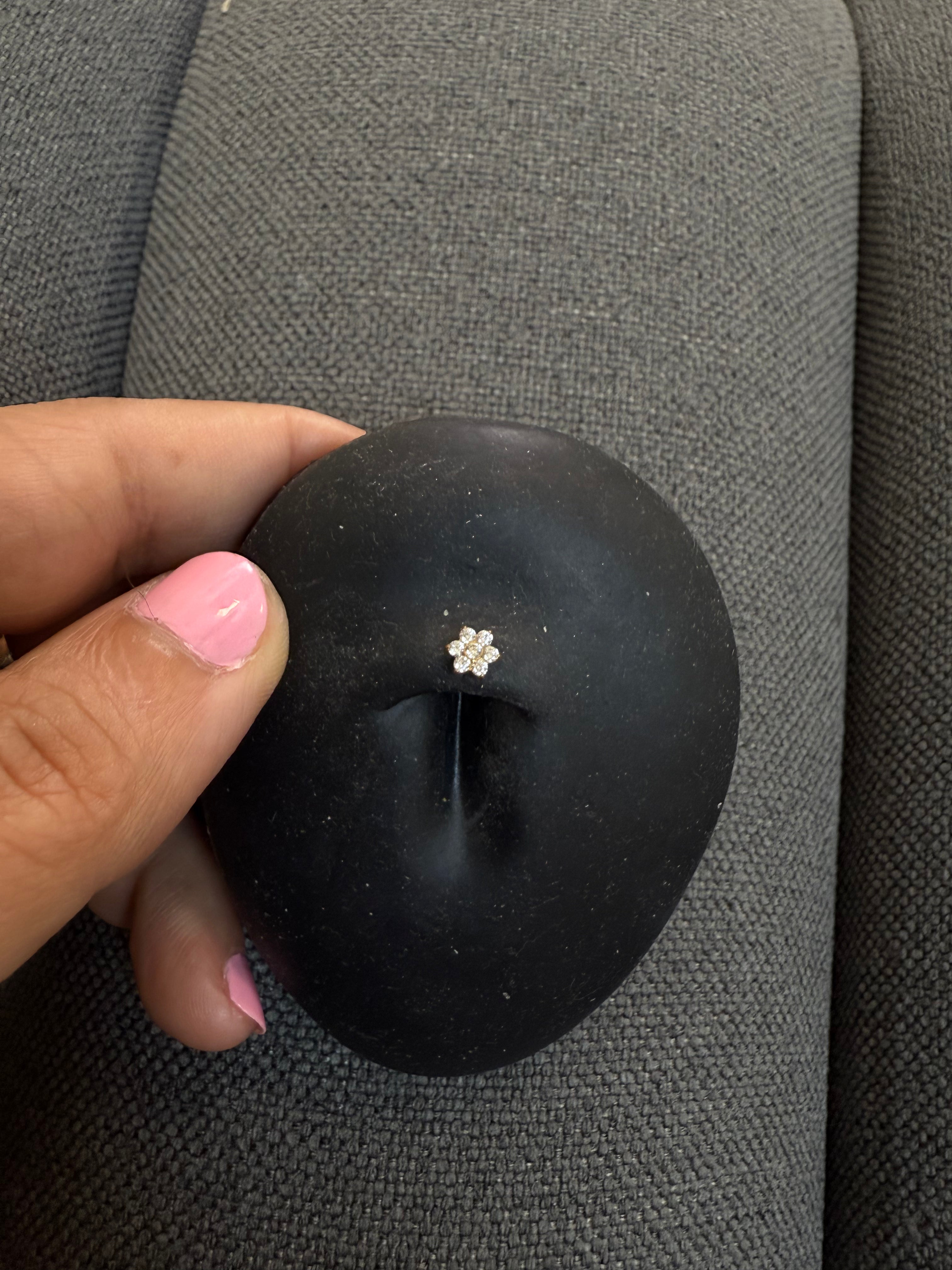 Titanium Dermal-Surface Top 28