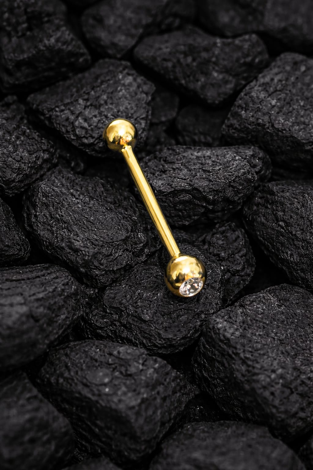 Gold Tongue piercing