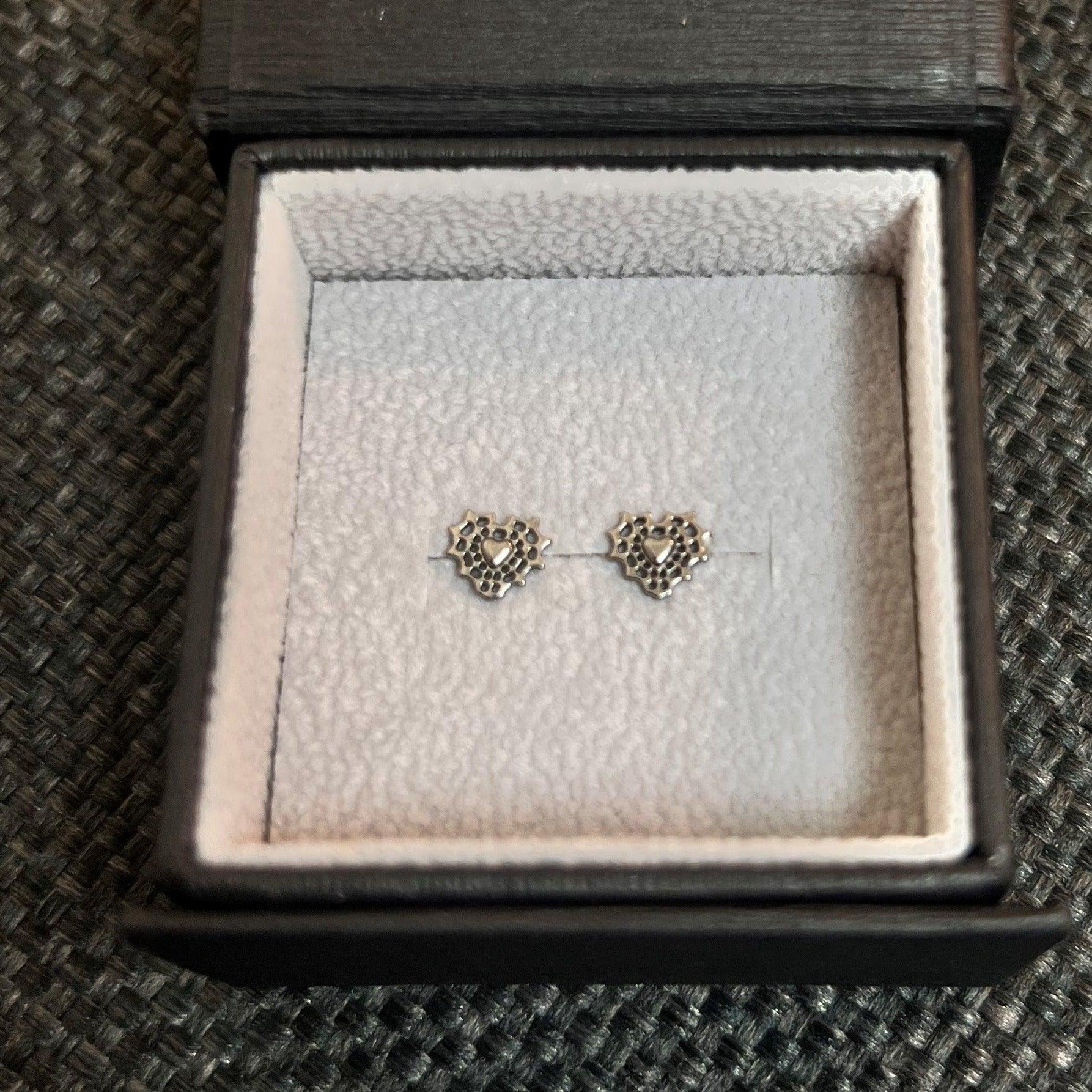 Gothic Heart Earring